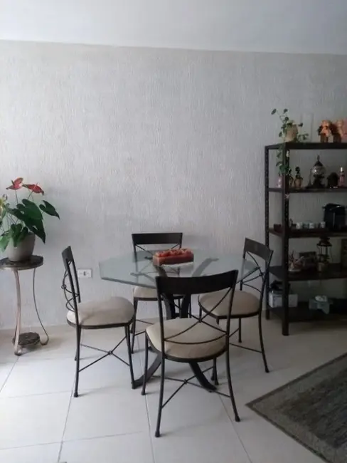 Apartamento com 3 quartos à venda, 120m2 em Barra Funda, Guaruja - SP - imagem 3 Foto 3 de Apartamento com 3 quartos à venda, 120m2 em Barra Funda, Guaruja - SP