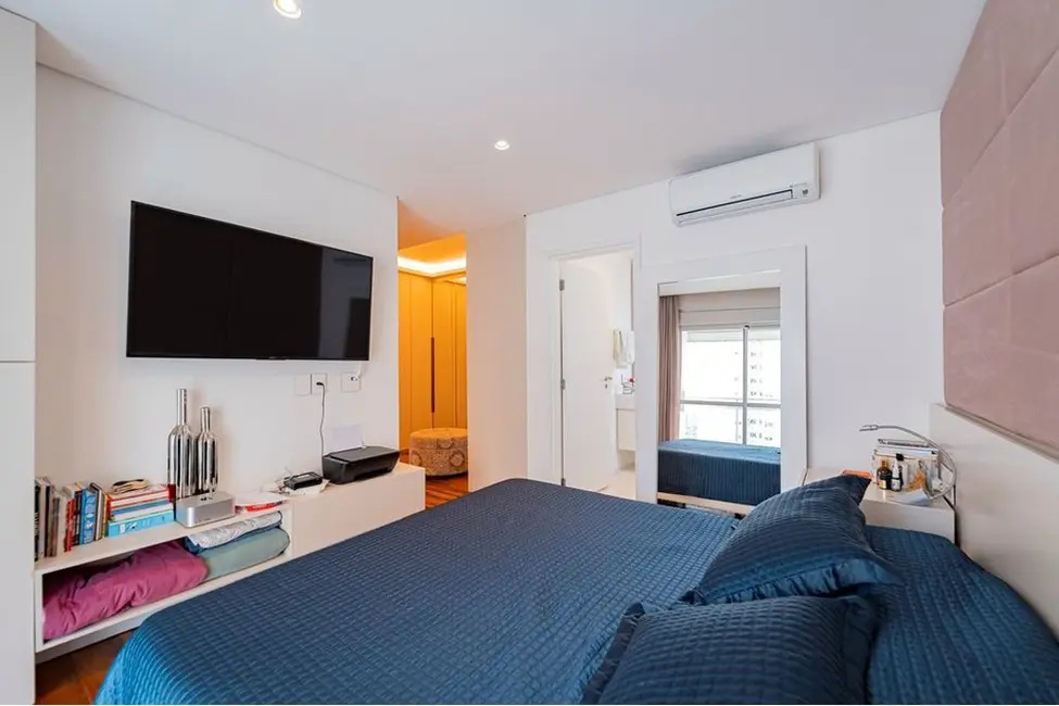 Foto 9 de Apartamento com 3 quartos à venda, 220m2 em Campo Belo, São Paulo - SP