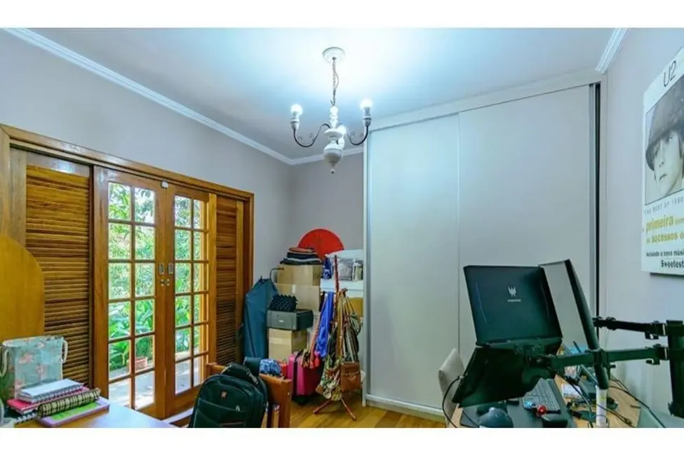 Casa de Condomínio com 4 quartos à venda, 350m2 em Granja Viana, Cotia - SP - imagem 5 Foto 5 de Casa de Condomínio com 4 quartos à venda, 350m2 em Granja Viana, Cotia - SP