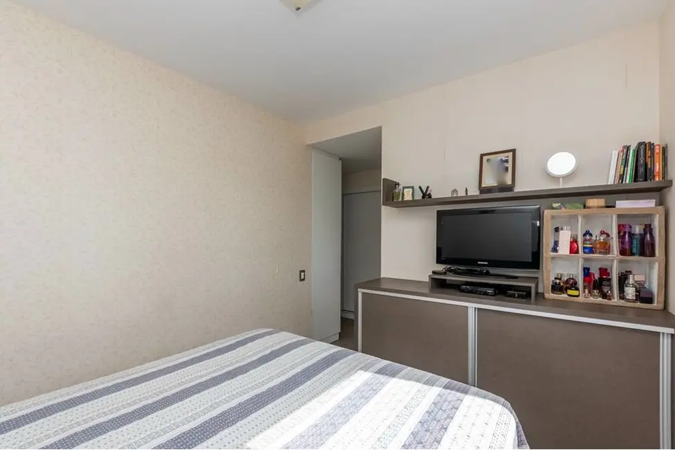 Foto 2 de Apartamento com 3 quartos à venda, 130m2 em Chácara Inglesa, São Paulo - SP