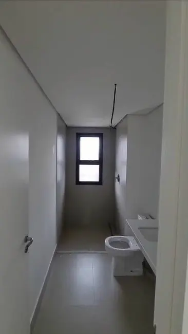 Apartamento com 4 quartos à venda, 175m2 em Pinheiros, São Paulo - SP - imagem 3 Foto 3 de Apartamento com 4 quartos à venda, 175m2 em Pinheiros, São Paulo - SP