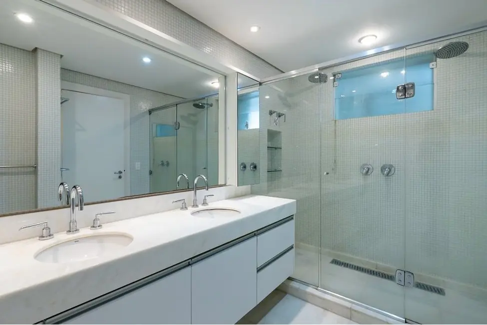 Foto 8 de Apartamento com 3 quartos à venda, 240m2 em Cerqueira César, São Paulo - SP