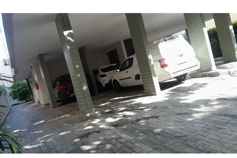 Foto 4 de Apartamento com 2 quartos à venda, 70m2 em Jardim Três Marias, Guaruja - SP