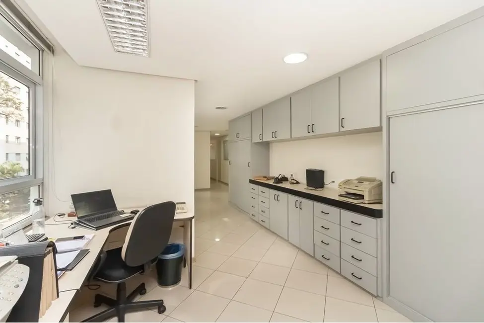 Sala Comercial à venda, 101m2 em Cerqueira César, São Paulo - SP - imagem 3 Foto 3 de Sala Comercial à venda, 101m2 em Cerqueira César, São Paulo - SP
