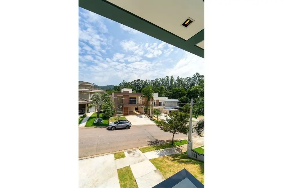 Casa de Condomínio com 3 quartos à venda, 330m2 em Itupeva - SP - imagem 5 Foto 5 de Casa de Condomínio com 3 quartos à venda, 330m2 em Itupeva - SP