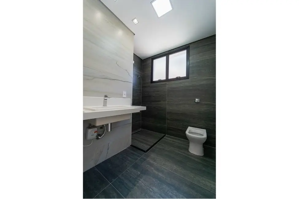 Casa de Condomínio com 3 quartos à venda, 330m2 em Itupeva - SP - imagem 3 Foto 3 de Casa de Condomínio com 3 quartos à venda, 330m2 em Itupeva - SP