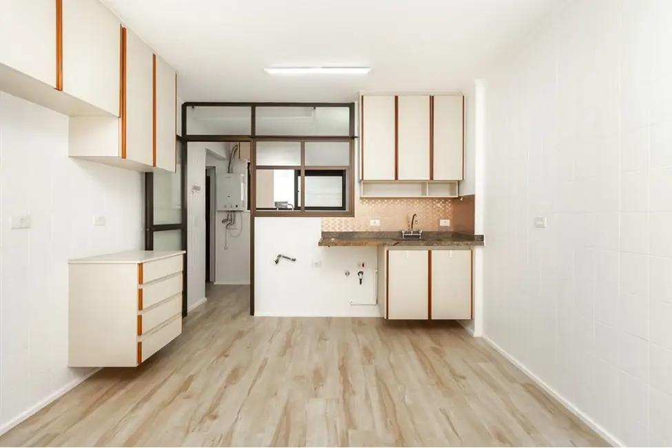 Foto 4 de Apartamento com 3 quartos à venda, 101m2 em Moema, São Paulo - SP