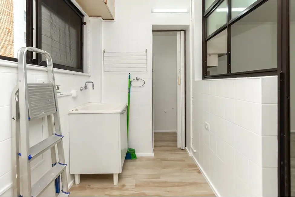 Foto 6 de Apartamento com 3 quartos à venda, 101m2 em Moema, São Paulo - SP