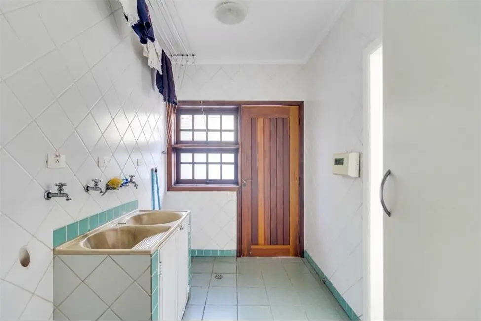 Casa de Condomínio com 3 quartos à venda, 223m2 em Vila Cordeiro, São Paulo - SP - imagem 2 Foto 2 de Casa de Condomínio com 3 quartos à venda, 223m2 em Vila Cordeiro, São Paulo - SP