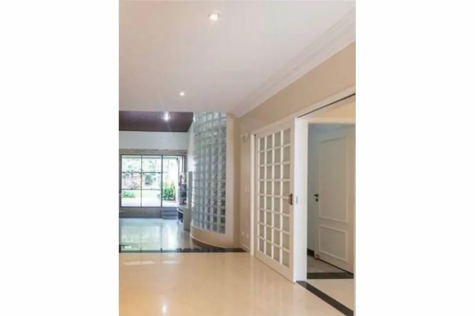 Casa de Condomínio com 3 quartos à venda, 223m2 em Vila Cordeiro, São Paulo - SP - imagem 8 Foto 8 de Casa de Condomínio com 3 quartos à venda, 223m2 em Vila Cordeiro, São Paulo - SP