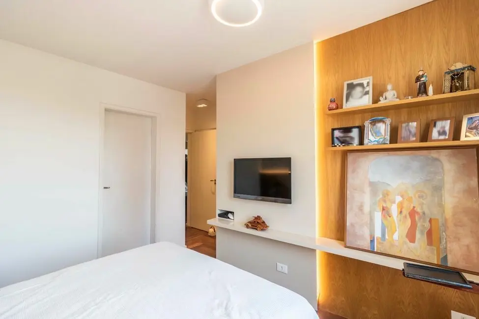 Apartamento com 3 quartos à venda, 165m2 em Pinheiros, São Paulo - SP - imagem 8 Foto 8 de Apartamento com 3 quartos à venda, 165m2 em Pinheiros, São Paulo - SP