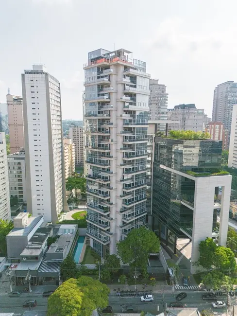 Foto 2 de Loft / Flat com 2 quartos à venda, 151m2 em Itaim Bibi, São Paulo - SP