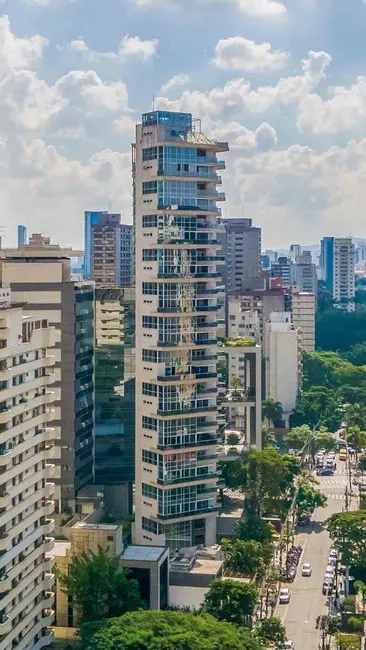 Foto 4 de Cobertura com 3 quartos à venda, 298m2 em Itaim Bibi, São Paulo - SP