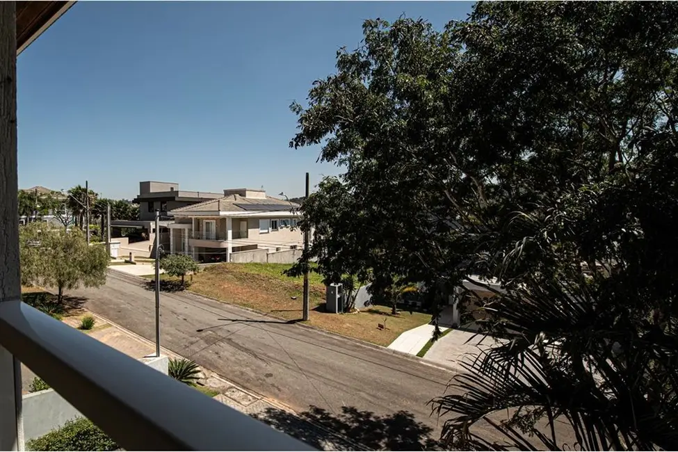 Foto 4 de Casa de Condomínio com 3 quartos à venda, 325m2 em Jardim do Golf I, Jandira - SP