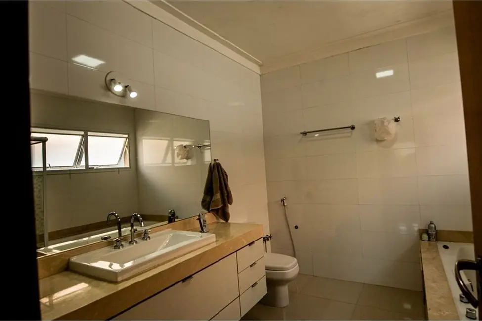 Foto 8 de Casa de Condomínio com 3 quartos à venda, 325m2 em Jardim do Golf I, Jandira - SP