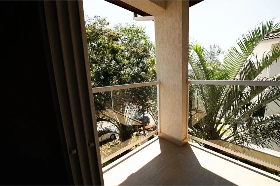 Foto 5 de Casa de Condomínio com 3 quartos à venda, 325m2 em Jardim do Golf I, Jandira - SP