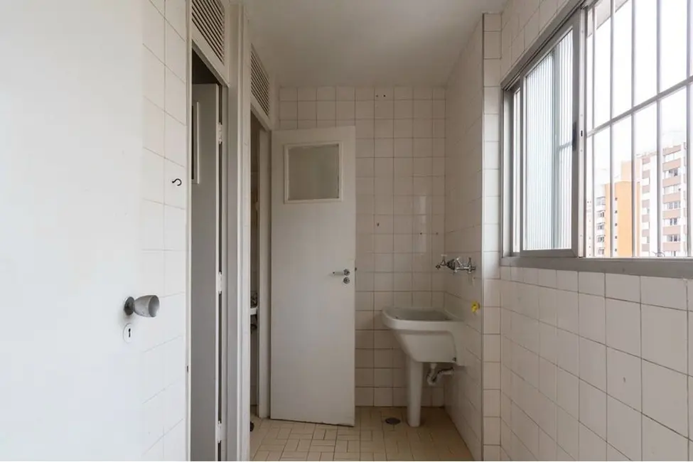 Foto 4 de Apartamento com 3 quartos à venda, 91m2 em Moema, São Paulo - SP