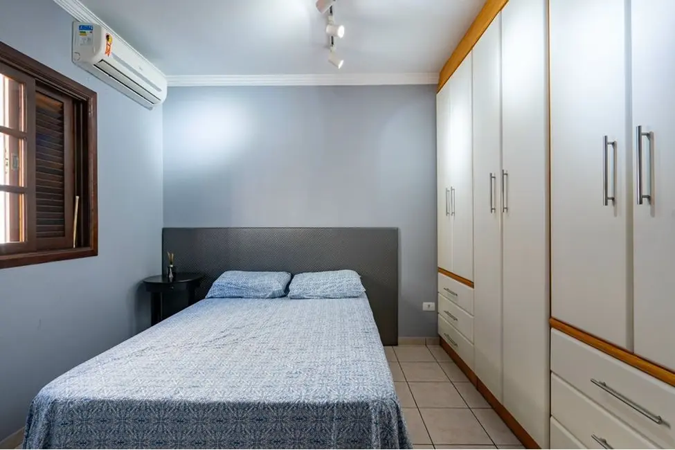 Foto 8 de Casa de Condomínio com 3 quartos à venda, 128m2 em Jardim Santa Cruz (Campo Grande), São Paulo - SP