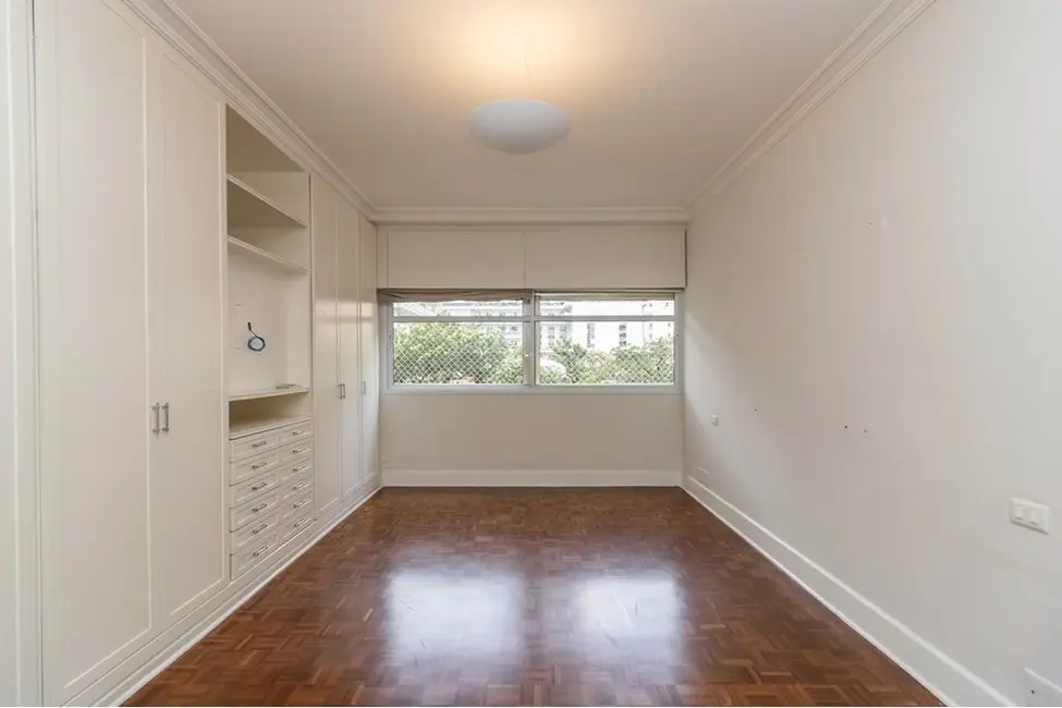 Foto 2 de Apartamento com 3 quartos à venda, 213m2 em Cerqueira César, São Paulo - SP