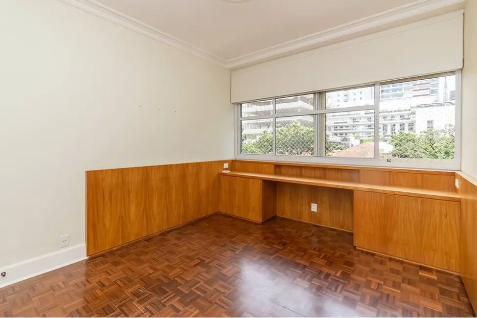 Foto 6 de Apartamento com 3 quartos à venda, 213m2 em Cerqueira César, São Paulo - SP