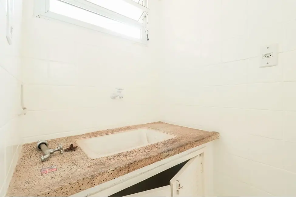 Kitnet com 1 quarto à venda, 21m2 em Vila Buarque, São Paulo - SP - imagem 2 Foto 2 de Kitnet com 1 quarto à venda, 21m2 em Vila Buarque, São Paulo - SP