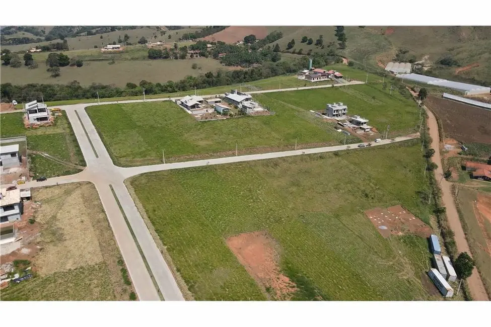 Foto 4 de Terreno / Lote à venda, 1000m2 em Joanopolis - SP