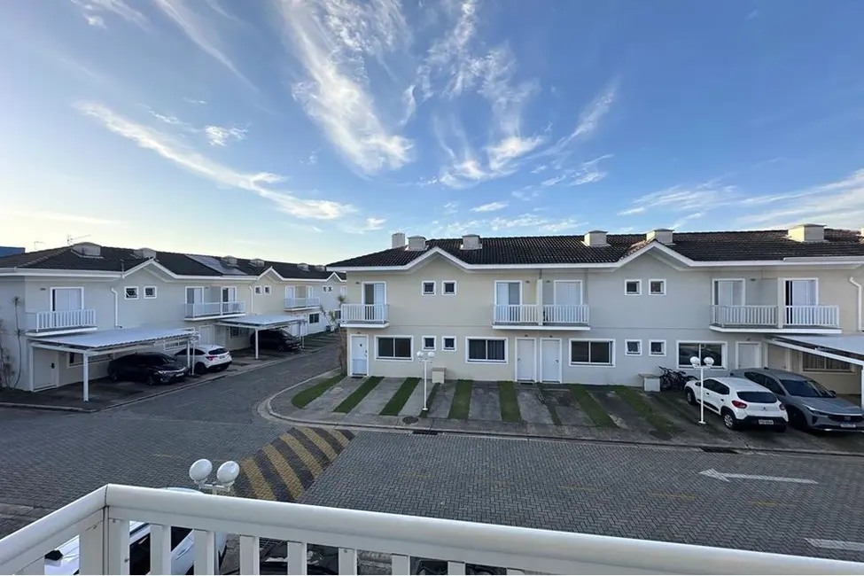 Foto 3 de Casa de Condomínio com 3 quartos à venda, 126m2 em Rio Bonito, São Paulo - SP