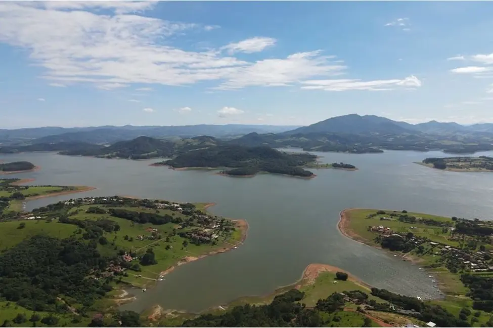 Foto 1 de Terreno / Lote à venda, 20000m2 em Serrinha, Braganca Paulista - SP