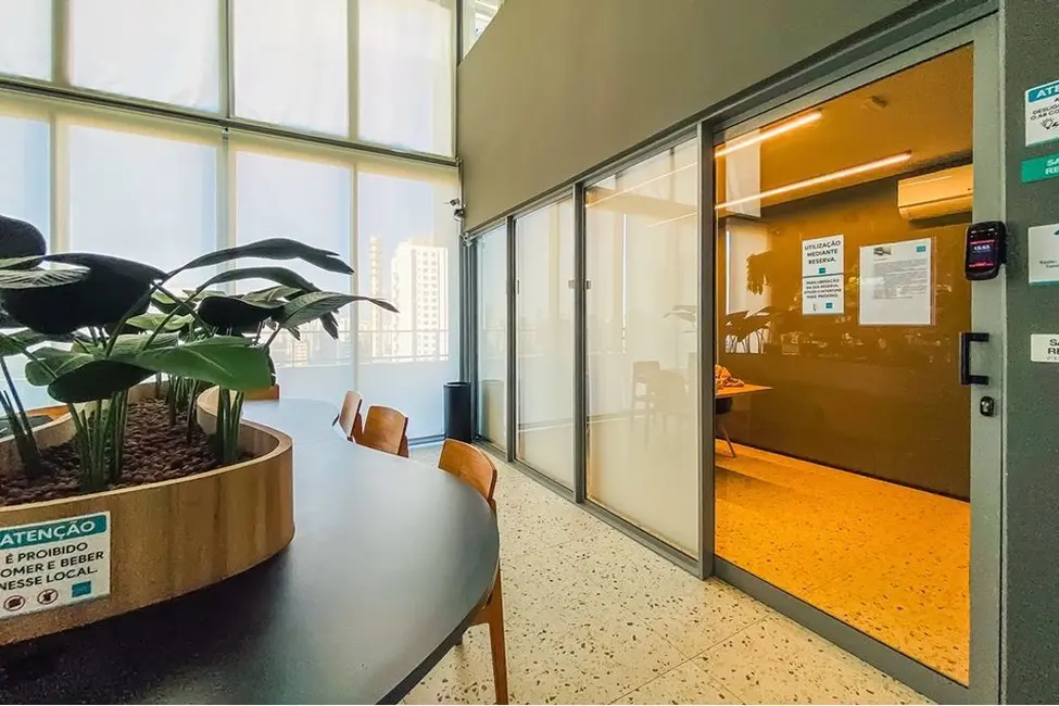 Foto 2 de Kitnet com 1 quarto à venda, 25m2 em Jardim das Acácias, São Paulo - SP