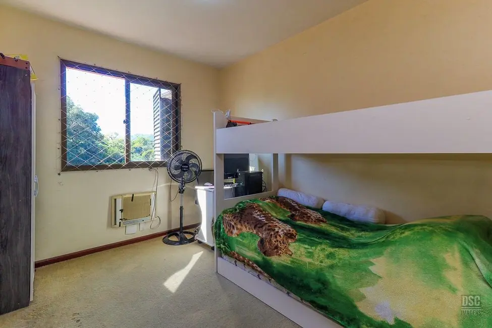 Foto 4 de Apartamento com 3 quartos à venda, 67m2 em Jardim Carvalho, Porto Alegre - RS