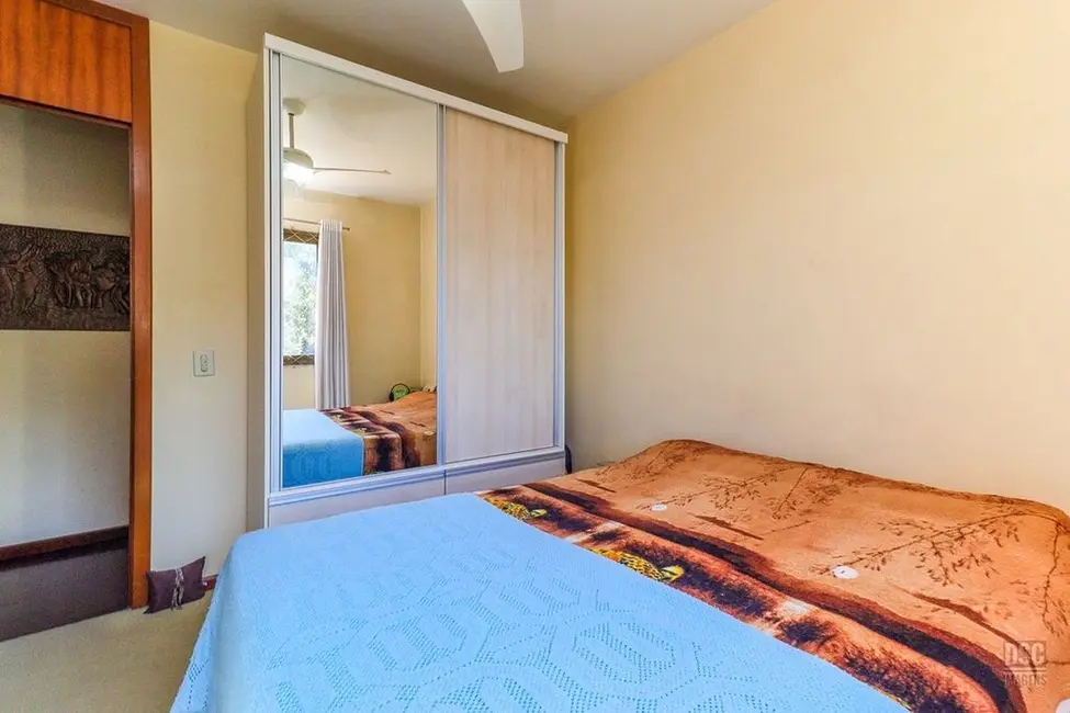 Foto 3 de Apartamento com 3 quartos à venda, 67m2 em Jardim Carvalho, Porto Alegre - RS