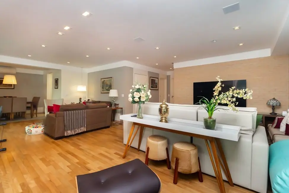 Foto 1 de Apartamento com 4 quartos à venda, 243m2 em Campo Belo, São Paulo - SP