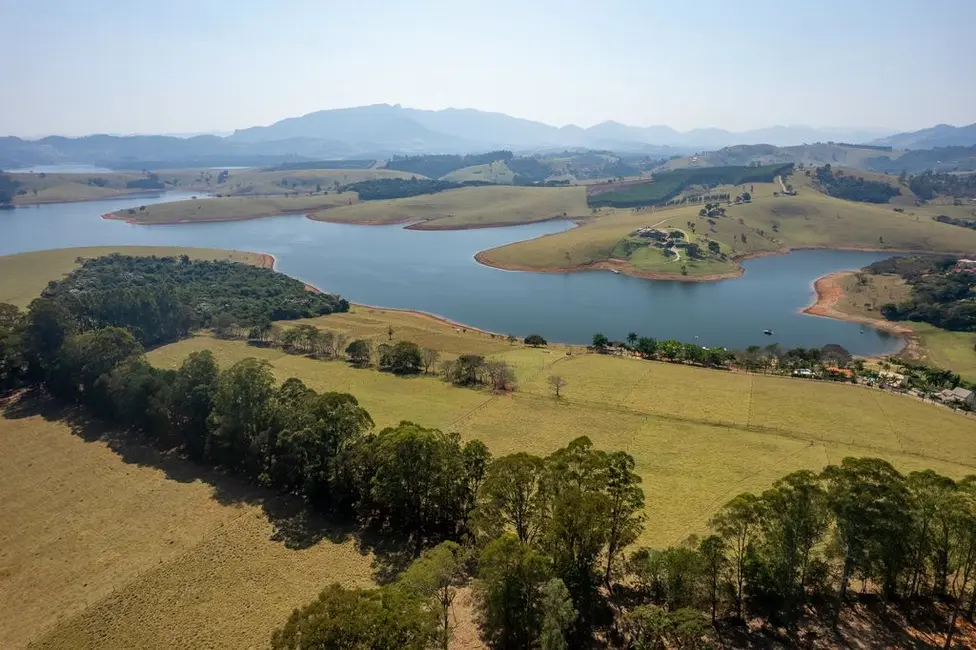 Foto 2 de Terreno / Lote à venda, 2025m2 em Piracaia - SP