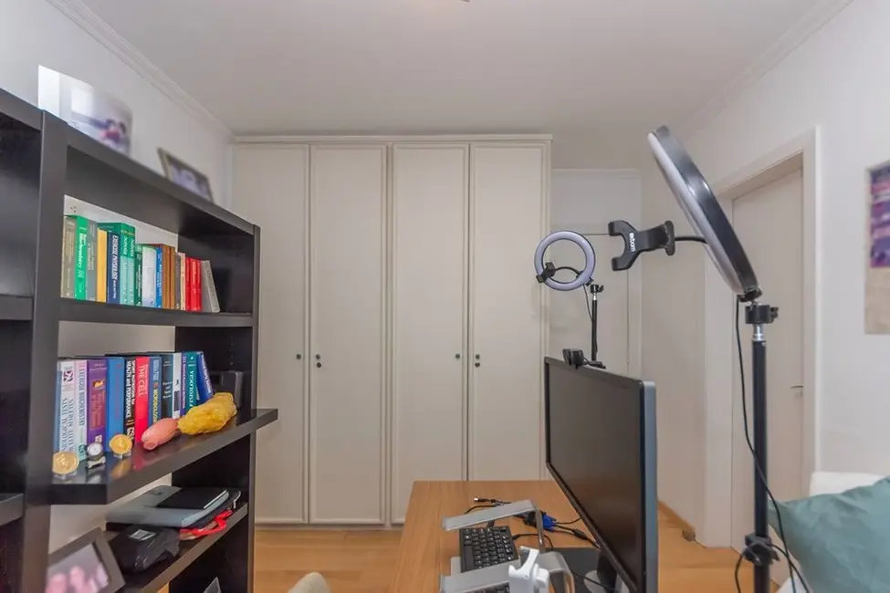 Foto 3 de Apartamento com 4 quartos à venda, 210m2 em Higienópolis, São Paulo - SP