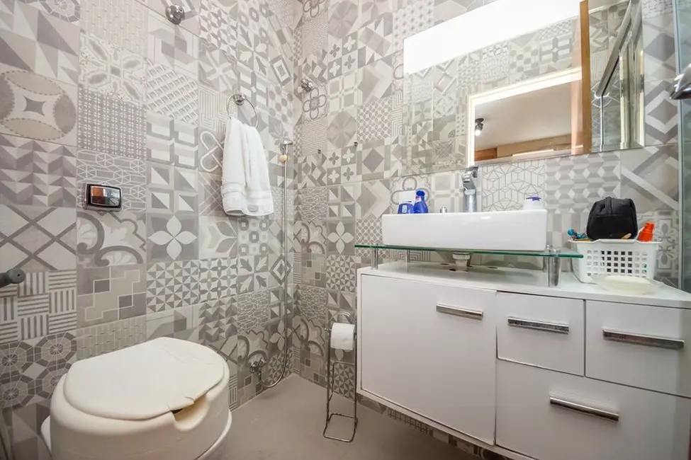 Foto 2 de Apartamento com 3 quartos à venda, 97m2 em Itaim Bibi, São Paulo - SP