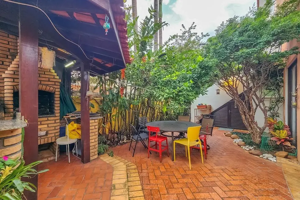 Foto 9 de Casa de Condomínio com 3 quartos à venda, 330m2 em Rio Pequeno, São Paulo - SP