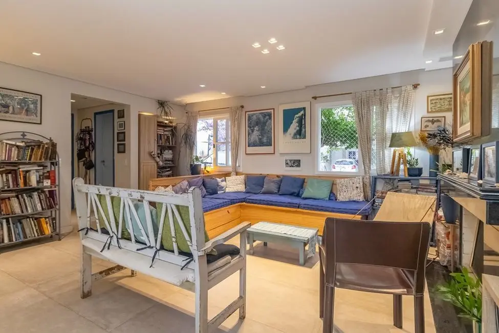 Foto 1 de Casa de Condomínio com 3 quartos à venda, 330m2 em Rio Pequeno, São Paulo - SP