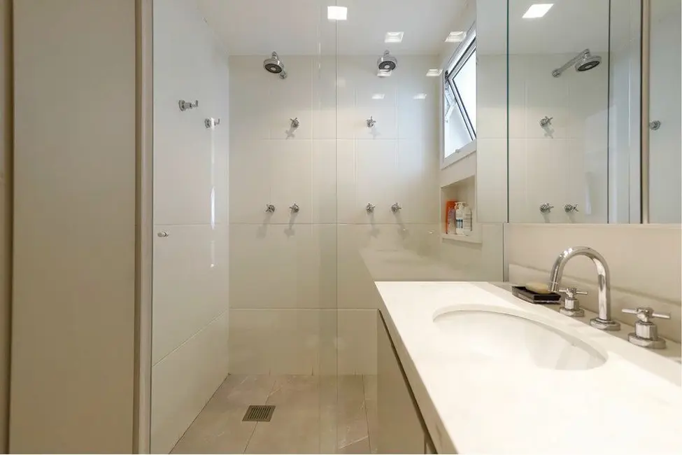 Foto 5 de Apartamento com 4 quartos à venda, 241m2 em Água Branca, São Paulo - SP