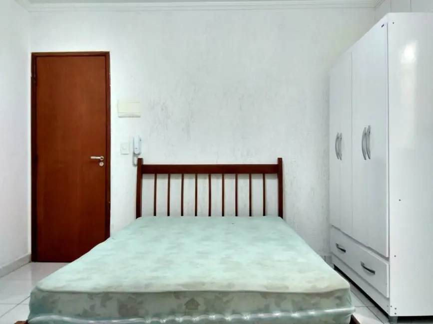 Kitnet com 1 quarto para alugar, 26m2 em Vila São Luís(Zona Oeste), São Paulo - SP - imagem 2 Foto 2 de Kitnet com 1 quarto para alugar, 26m2 em Vila São Luís(Zona Oeste), São Paulo - SP