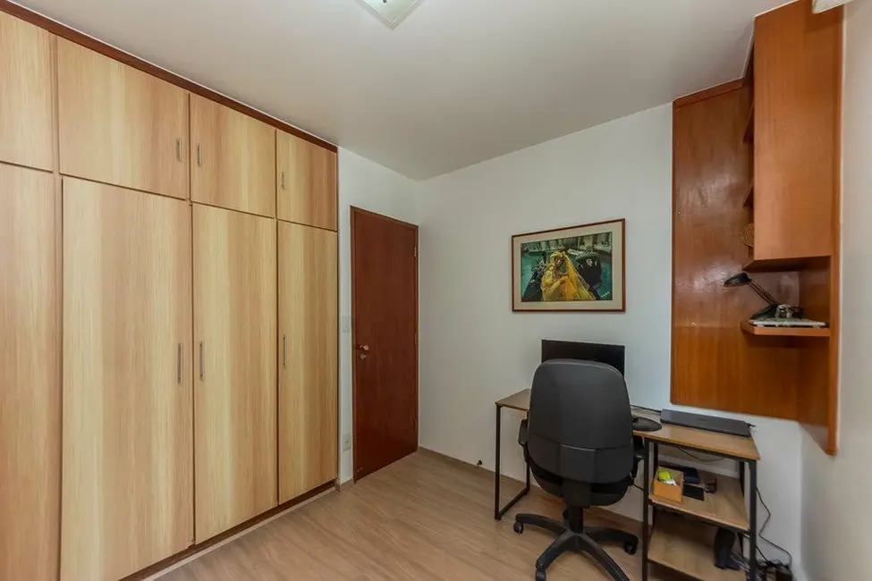 Apartamento com 3 quartos à venda, 128m2 em Vila Clementino, São Paulo - SP - imagem 3 Foto 3 de Apartamento com 3 quartos à venda, 128m2 em Vila Clementino, São Paulo - SP