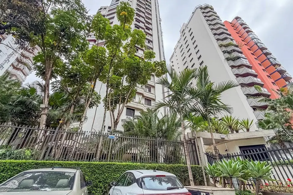 Foto 1 de Apartamento com 4 quartos à venda, 181m2 em Itaim Bibi, São Paulo - SP