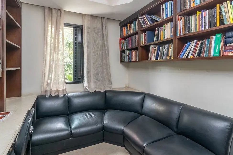 Foto 8 de Apartamento com 4 quartos à venda, 181m2 em Itaim Bibi, São Paulo - SP