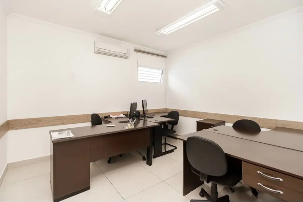 Foto 2 de Loja à venda, 265m2 em Interlagos, São Paulo - SP