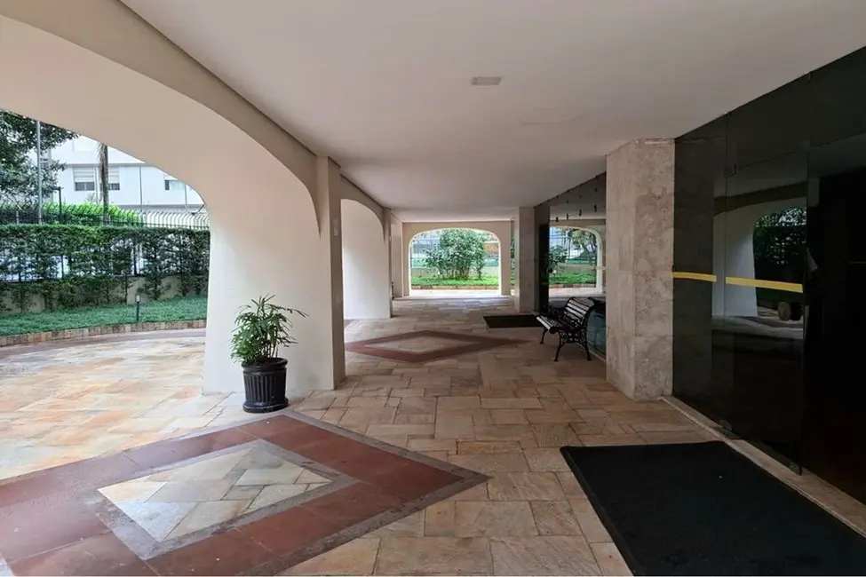 Foto 4 de Apartamento com 3 quartos à venda, 100m2 em Moema, São Paulo - SP