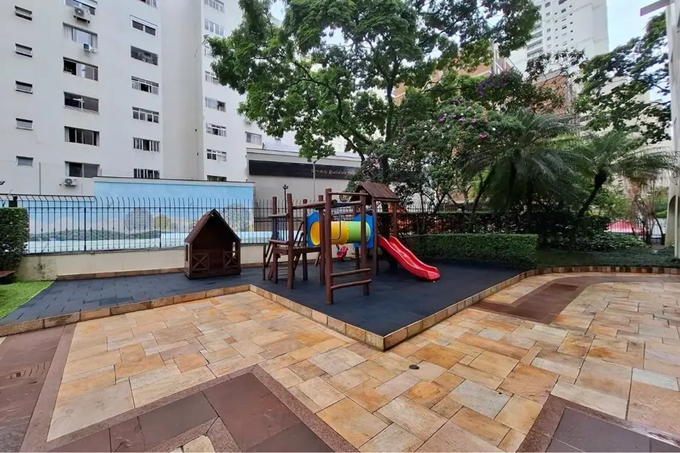 Foto 7 de Apartamento com 3 quartos à venda, 100m2 em Moema, São Paulo - SP