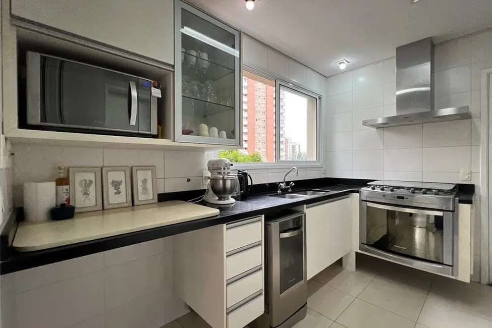 Foto 6 de Apartamento com 3 quartos à venda, 137m2 em Vila Suzana, São Paulo - SP