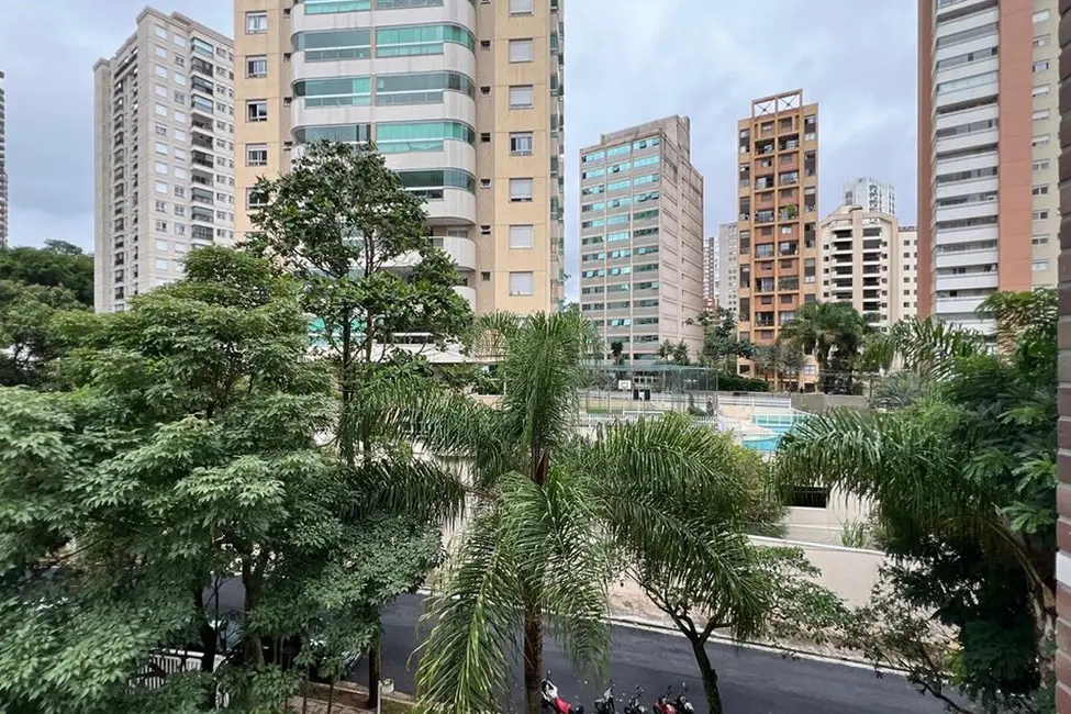 Foto 4 de Apartamento com 3 quartos à venda, 137m2 em Vila Suzana, São Paulo - SP