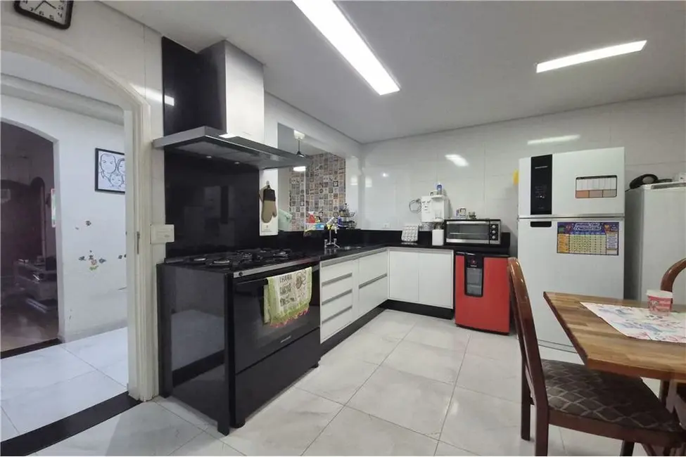 Foto 1 de Casa de Condomínio com 2 quartos à venda, 180m2 em Vila Tolstoi, São Paulo - SP