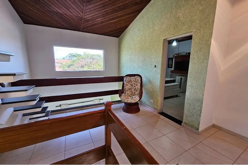 Casa de Condomínio com 6 quartos à venda, 250m2 em Peruibe - SP - imagem 4 Foto 4 de Casa de Condomínio com 6 quartos à venda, 250m2 em Peruibe - SP