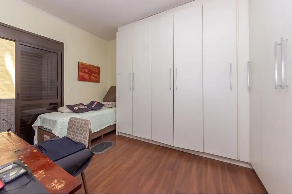 Apartamento com 4 quartos à venda, 226m2 em Santo Antônio, Sao Caetano Do Sul - SP - imagem 8 Foto 8 de Apartamento com 4 quartos à venda, 226m2 em Santo Antônio, Sao Caetano Do Sul - SP